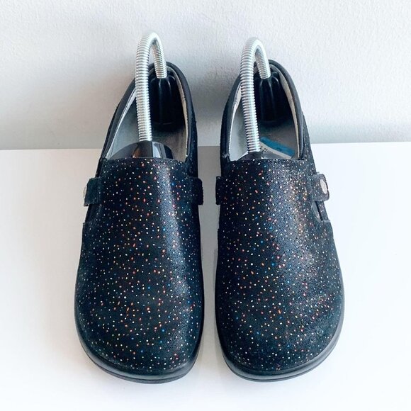 ALEGRIA Slip‎ On Clogs - Picture 1 of 12